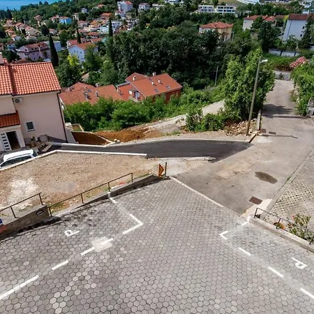 Rona Spacious With A Panoramic View * Ičići