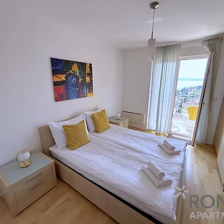 Rona Spacious With A Panoramic View Ičići