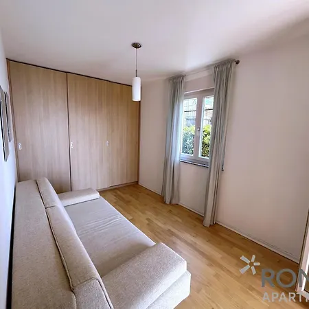 Rona Spacious With A Panoramic View