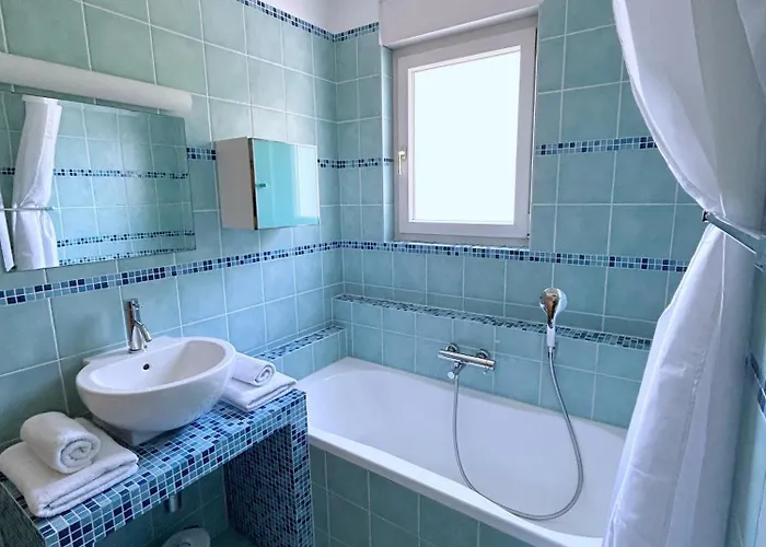 Rona Spacious With A Panoramic View Apartment *